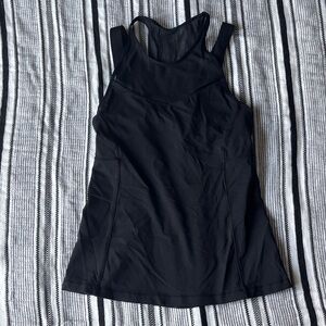 Lululemon - Black Women's Athletic Tank Top